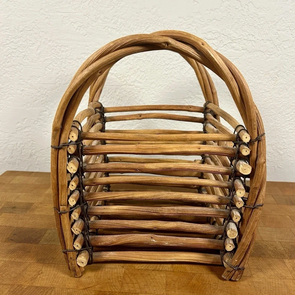 Vintage Adirondack Log Cabin Style Stick Basket Caddy Primitive Cottagecore 90s
